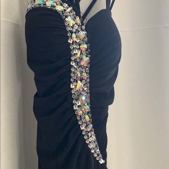 European evening gown - Picture 2 of 5